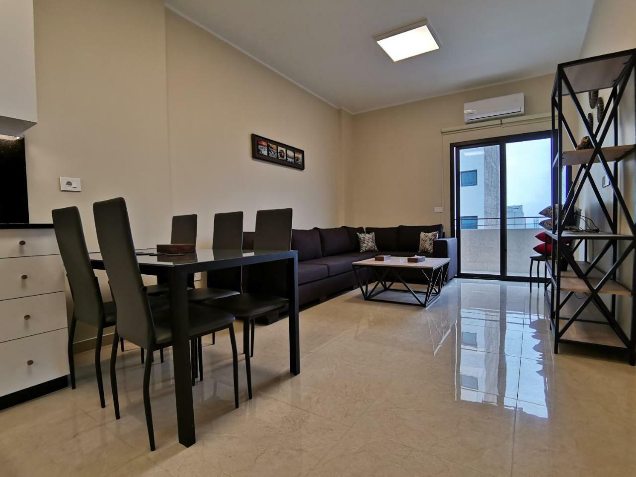 West House Apartments-mar Mikhael *